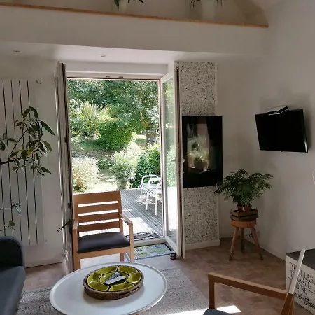 En Campagne Daire Urville-Nacqueville